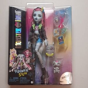 Monster High Frankie Stein With Pet Watzie Doll Figure-NEW